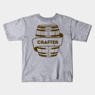 BEER CRAFTER craft beer lover maker brewmaster home brewing graphic Kids T-Shirt